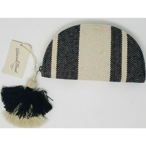 Universal Thread Good Co Black & White Clutch NWT